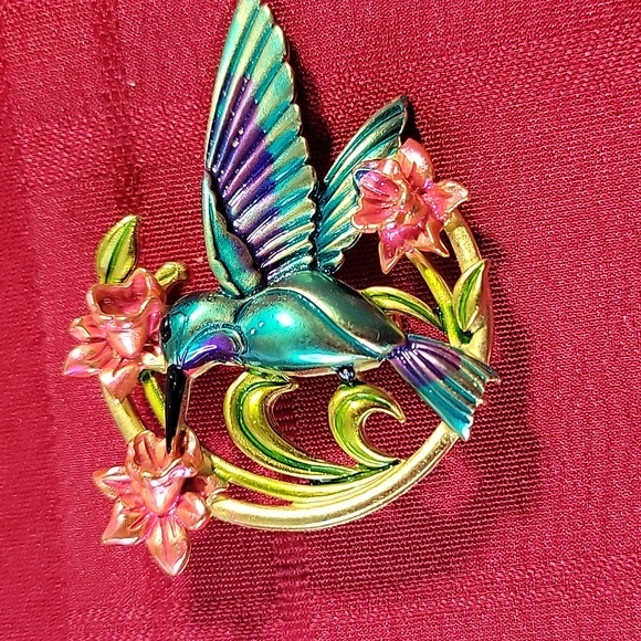 Jonette Jewelry Jewelry - Vintage Enameled Hummingbird Pink Floral Brooch Pin